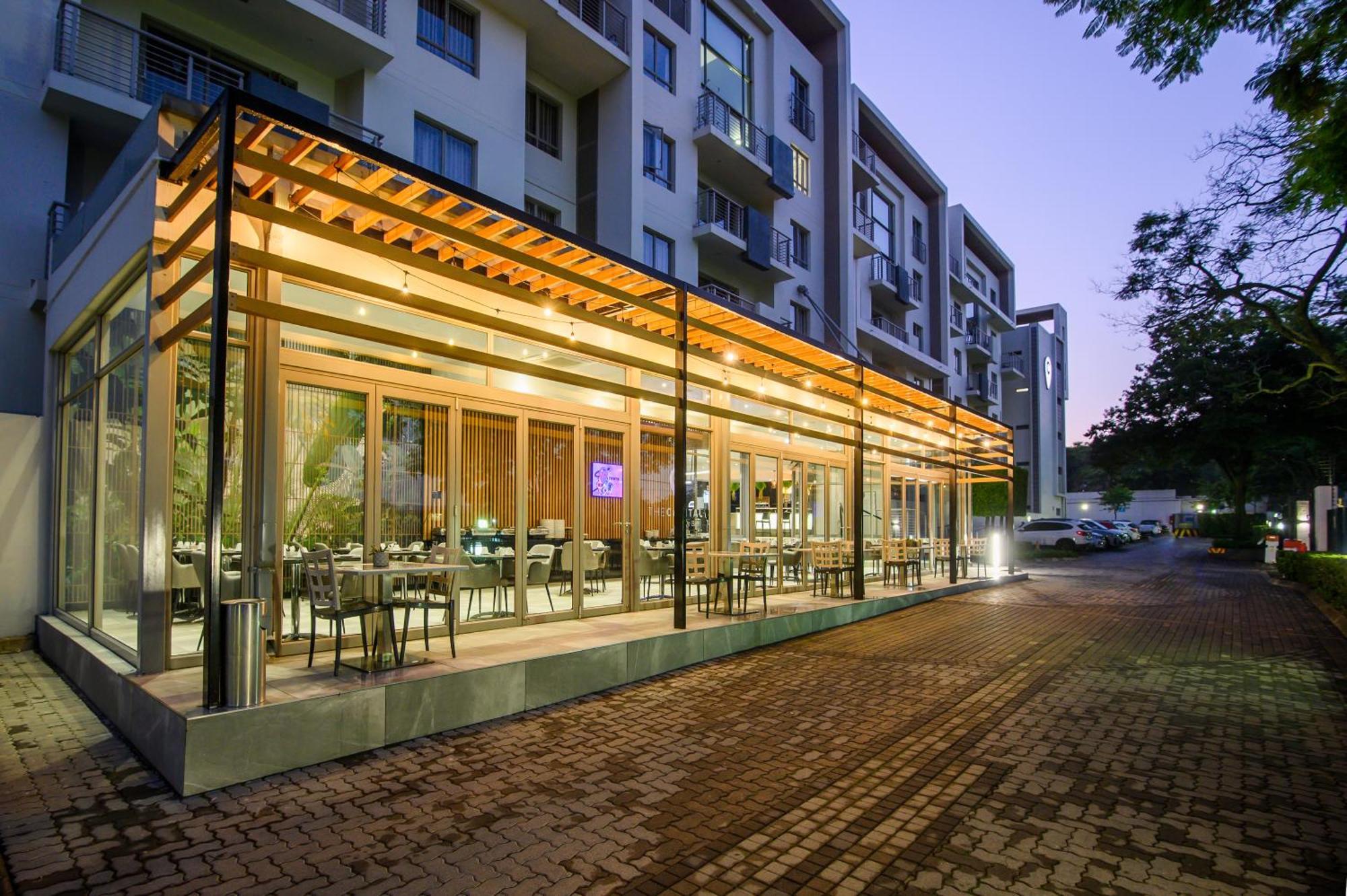 The Capital On Bath Hotel Йоханесбург Екстериор снимка